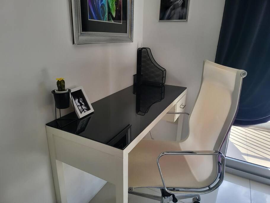 Kandi Tower 3, Premium 1Br With 2Cr & 2 Balcony. Angeles Exteriér fotografie